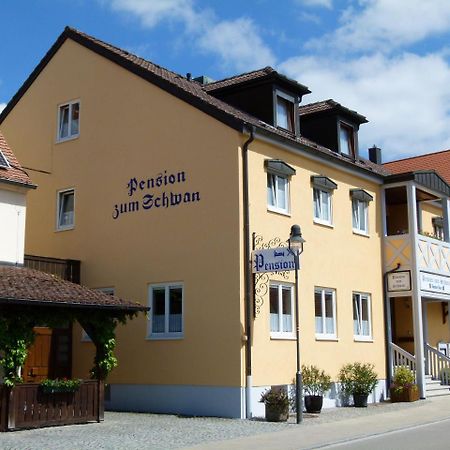 Pension "Zum Schwan" Muhr am See Buitenkant foto