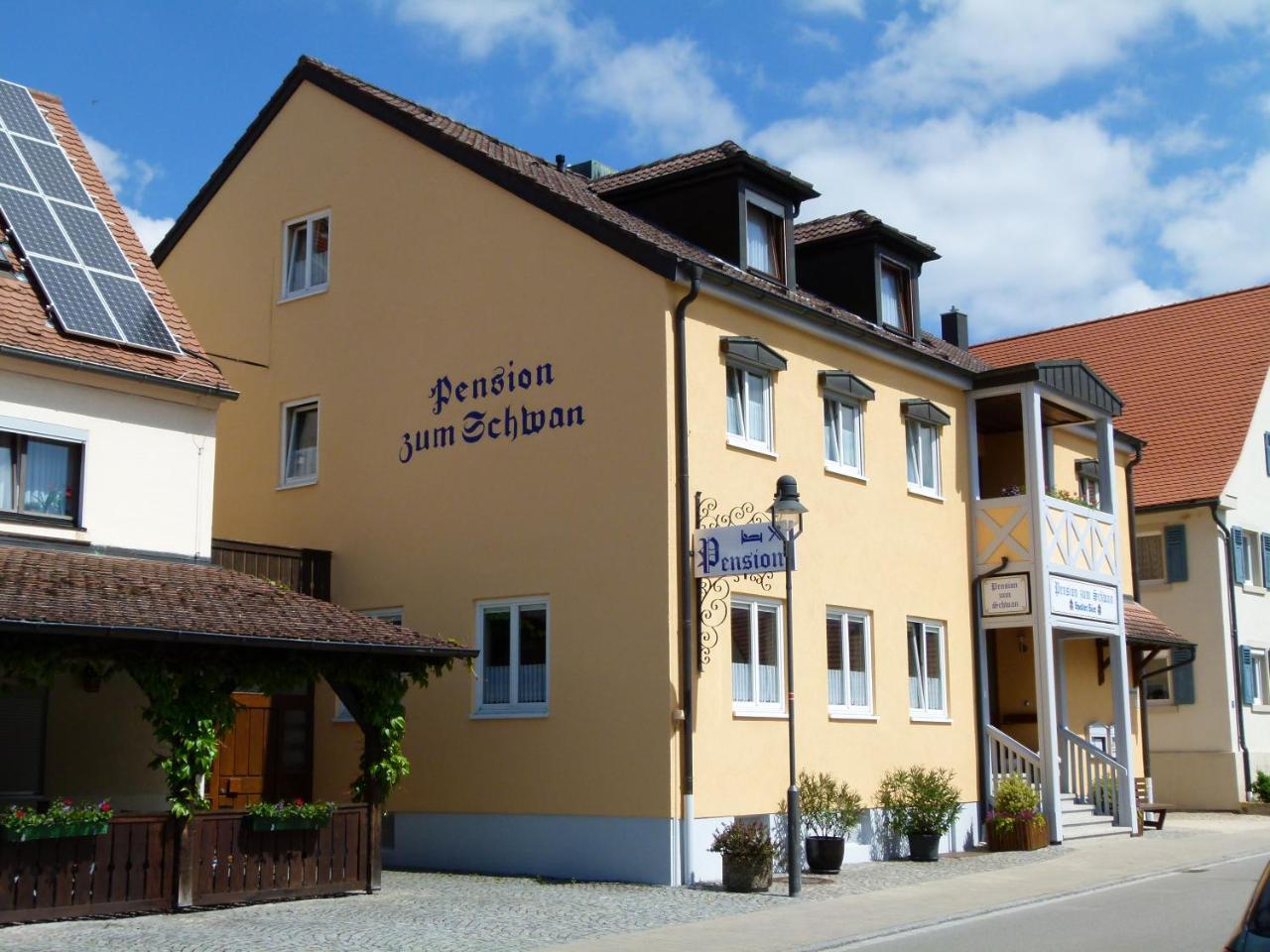 Pension "Zum Schwan" Muhr am See Buitenkant foto